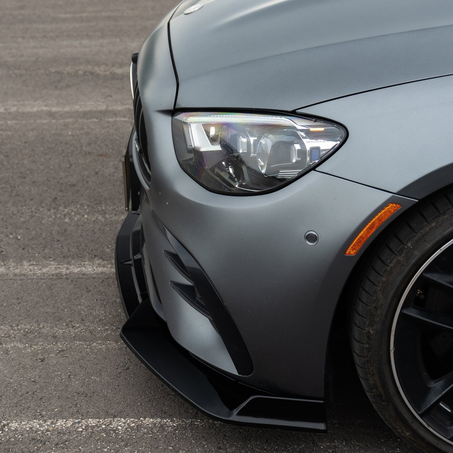 VD Front Lip - Mercedes Benz E53 AMG (Facelift)