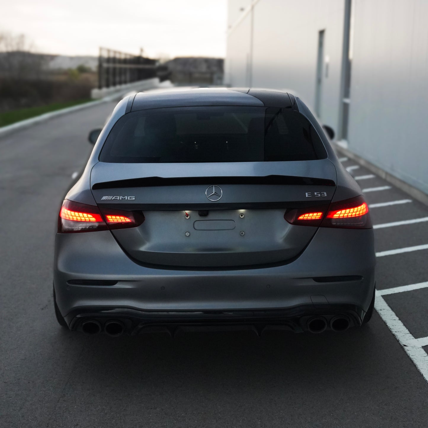 VD Mercedes E Series Spoiler